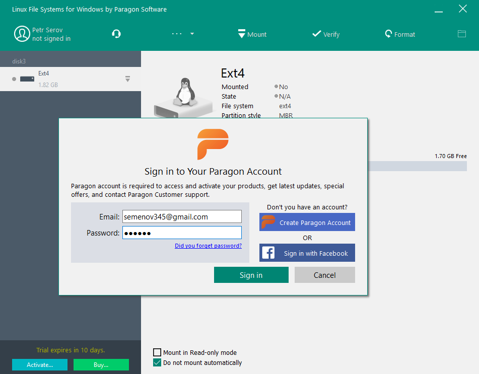Linux File Systems for Windows by Paragon Software. Dostęp do produktów na koncie Paragon. Zrzut ekranu.